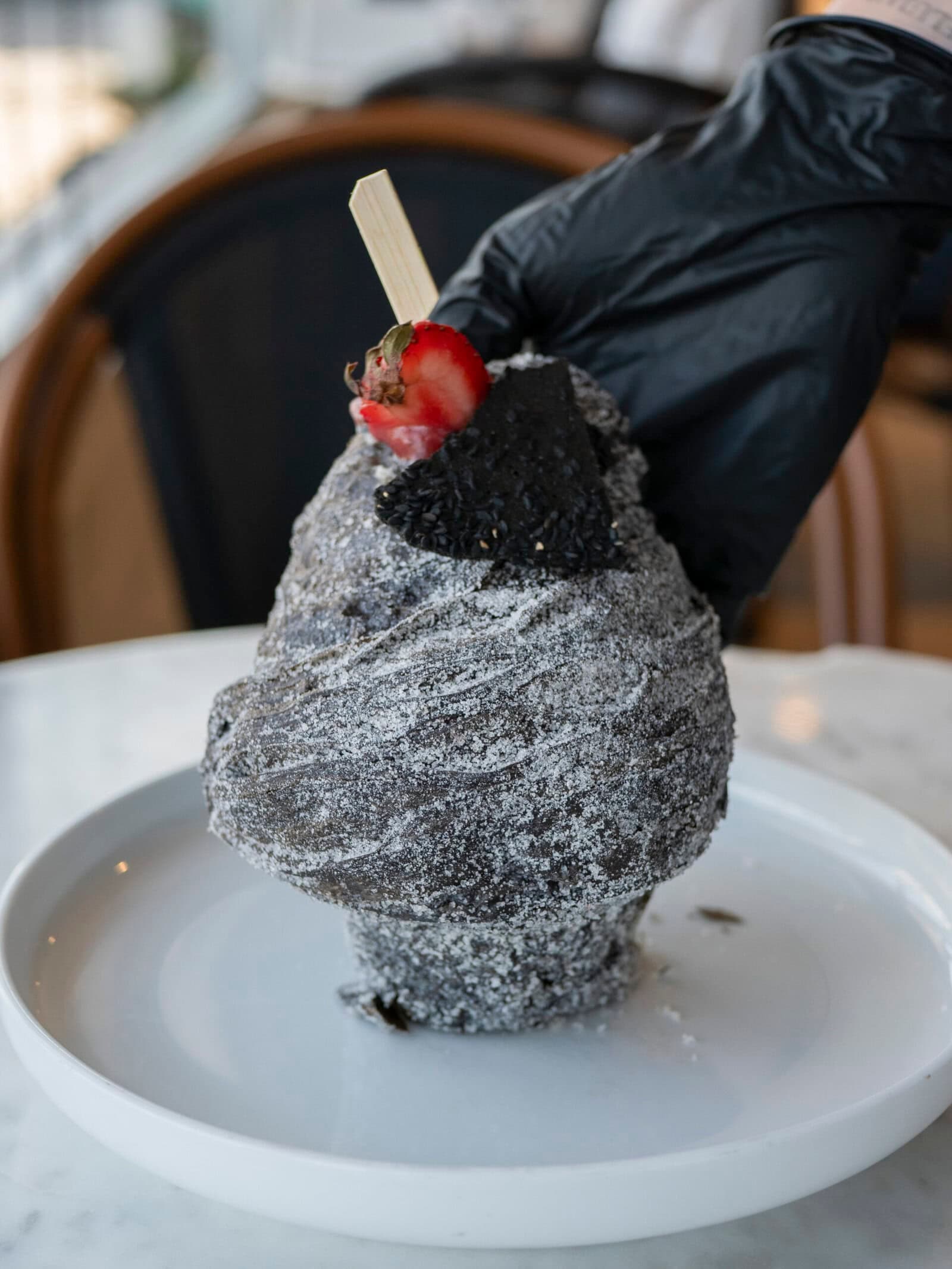 Black Sesame Strawberry Cruffin Baking Class 7.10.26